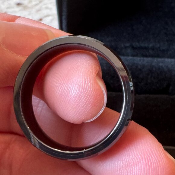 Triton 8mm Tungsten Carbide and Black Ceramic Bevel Edge Comfort Fit Band - Picture 5 of 6